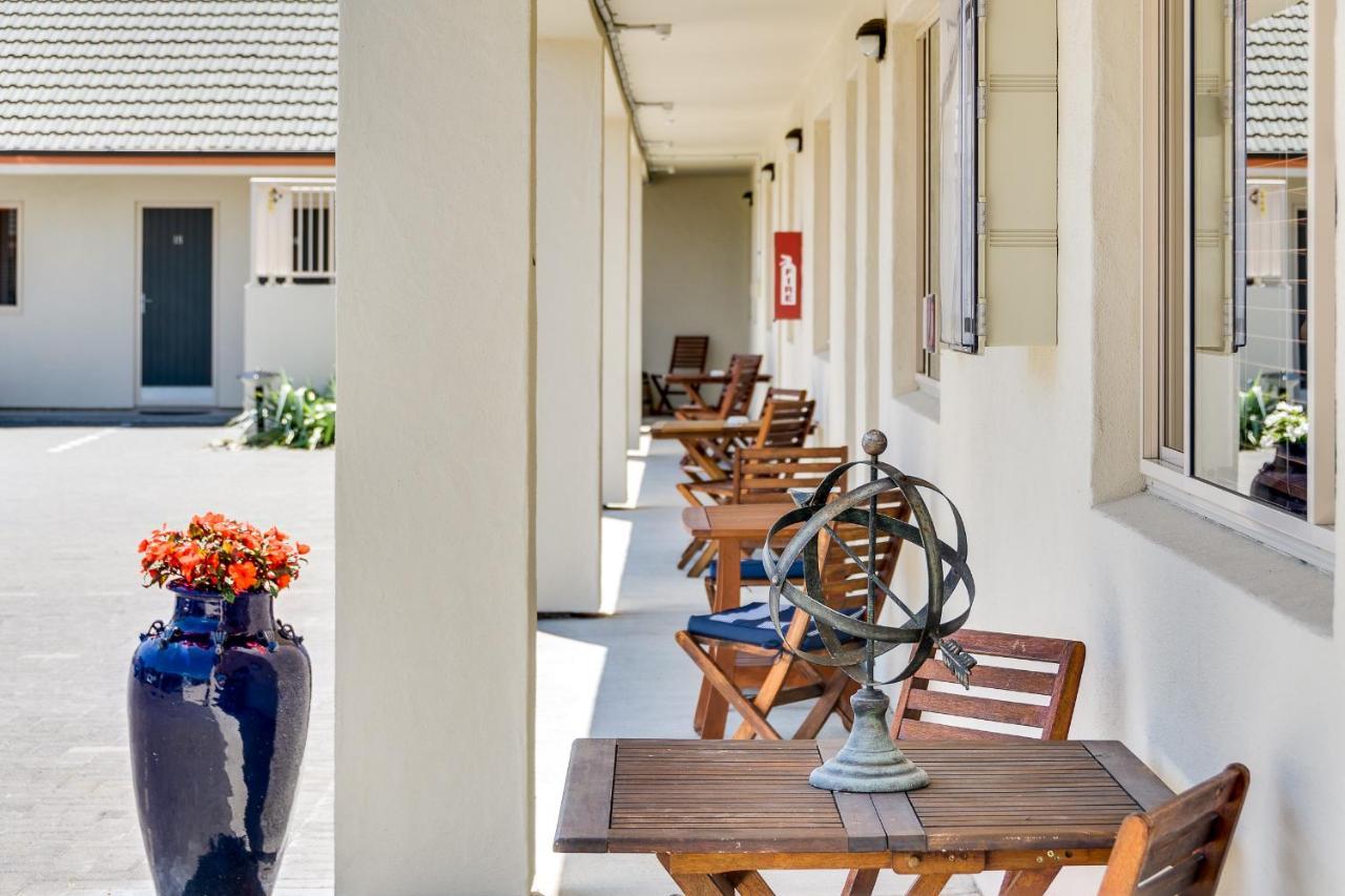 Wine Country Motel Havelock North Esterno foto